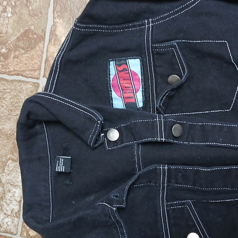 Forever 21 Black Denim Jacket 'Thanks' Patch Size Medium - Picture 2 of 5